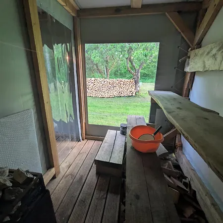 Timu Talu Puhkemajad مكان تخييم