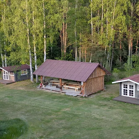 Timu Talu Puhkemajad *