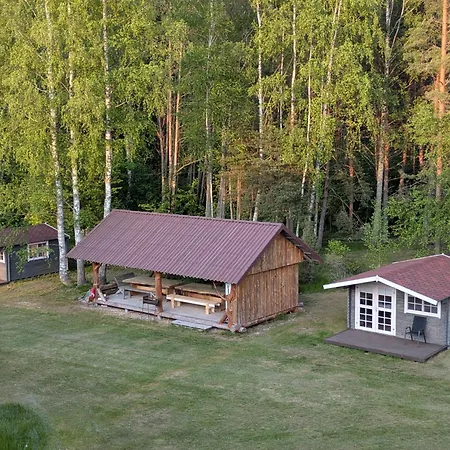 Timu Talu Puhkemajad مكان تخييم