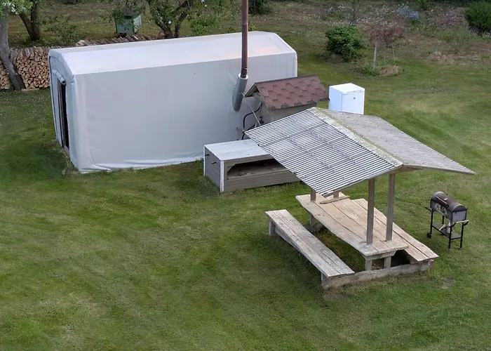 مكان تخييم Timu Talu Puhkemajad